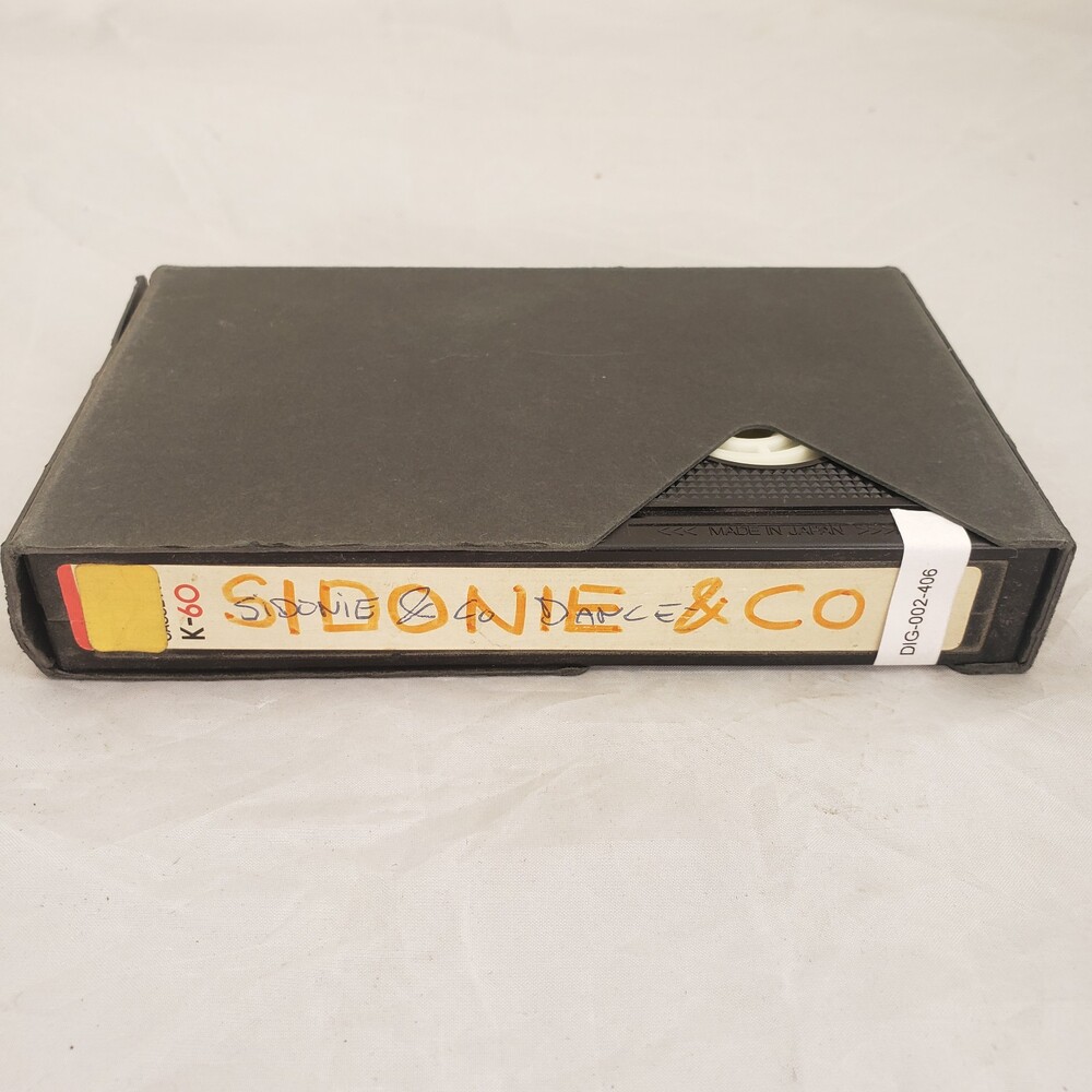 DIG-002-406.jpg DIG-002-406.jpg