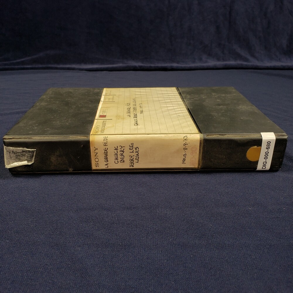 DIG-000-680.jpg